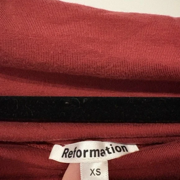 Reformation Florentina Off Shoulder Long Sleeve Top - Picture 4 of 5